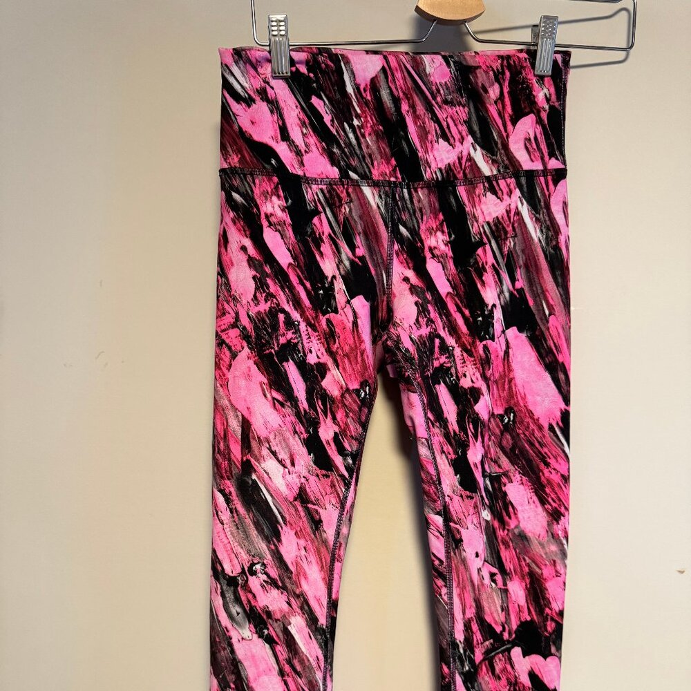 Lululemon Pink Abstract Print Crop Leggings | Size 8